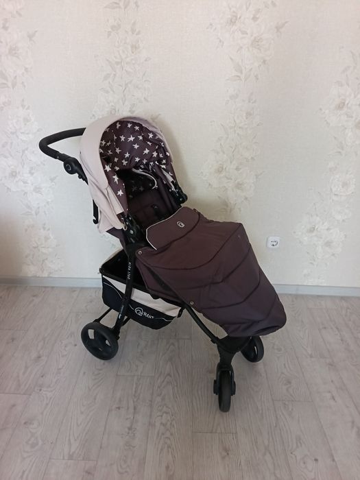 Продам детскую коляску