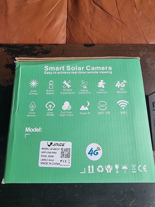 Camera de supraveghere cu panou solar si cartela sim 4g