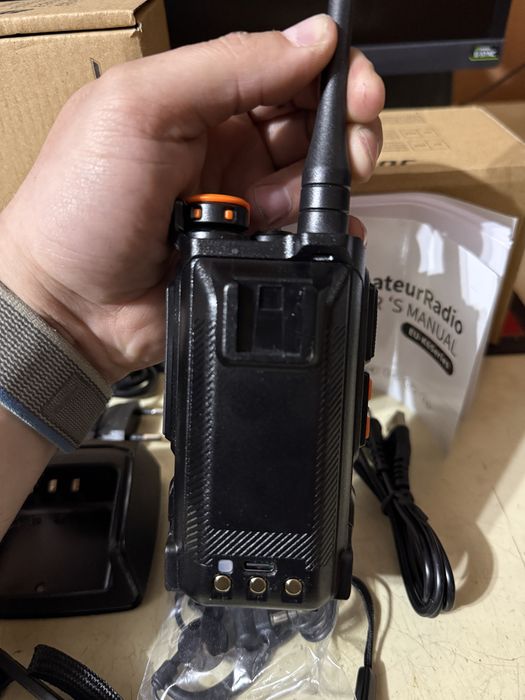 Statie radioamatori JucJet K6 (Baofeng K6) vhf uhf