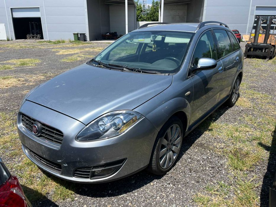 Dezmembrez Fiat Croma 2008 facelift diesel gri argintiu
