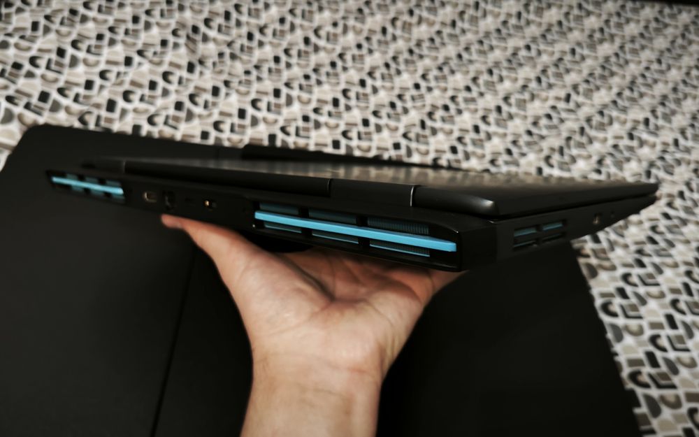 Laptop Lenovo IdeaPad Gaming 3 15ARH7 RTX 4050 6GB  16GB DDR5