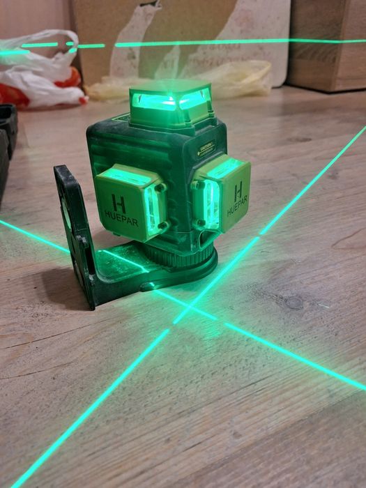HUEPAR 3D лазерен нивелир