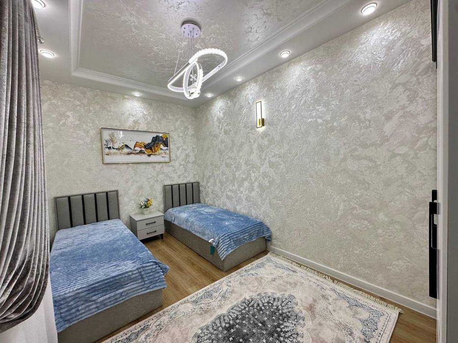 3х комнатная  квартира  на 7м этаже, Лифт, 97 м2, Вокзала.