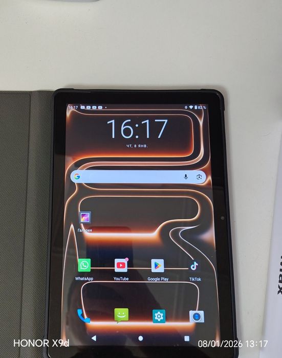 Продам Планшет Новый.