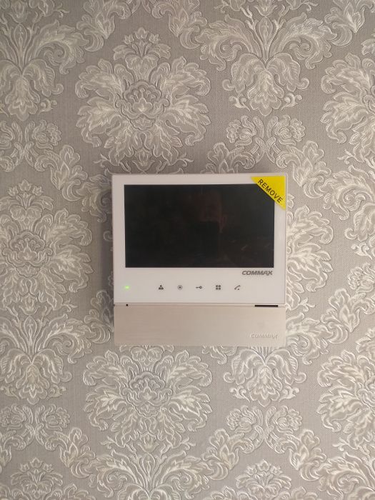 Продается домофон Mодель COMMAX 70HM2