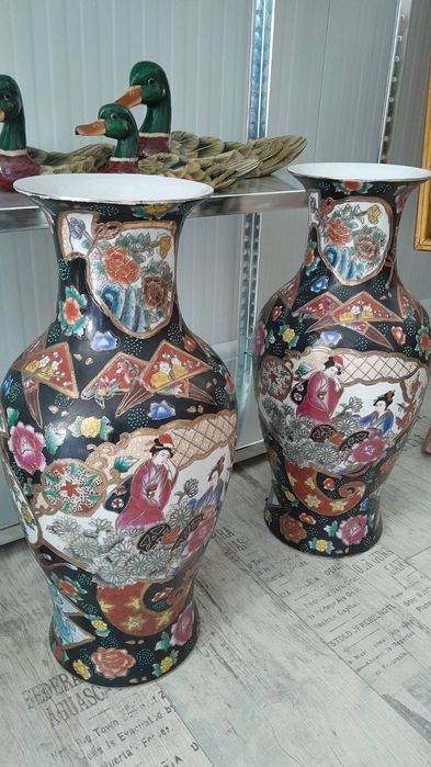 Чифт китайски вази