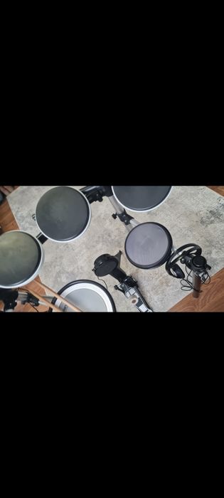Tobe Yamaha DTXPLORER si Roland cu modul Alesis