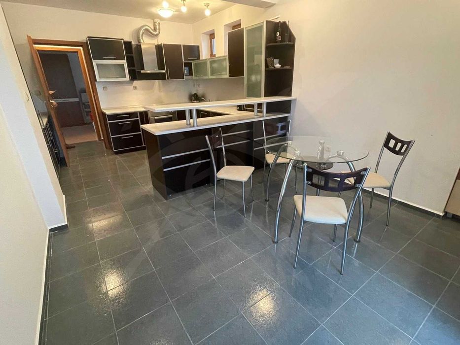 Тристаен - Слънче вбряг