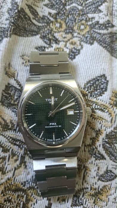 Продам часы Tissot