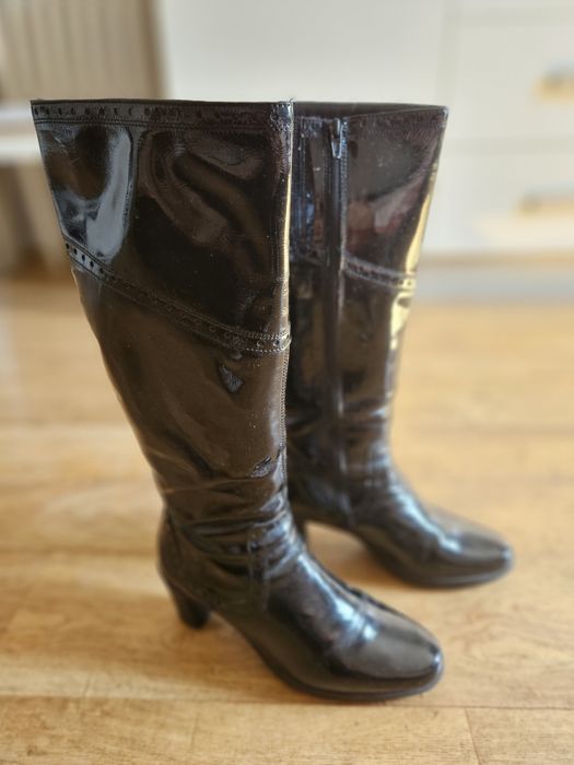 Продам женские сапоги 40размер