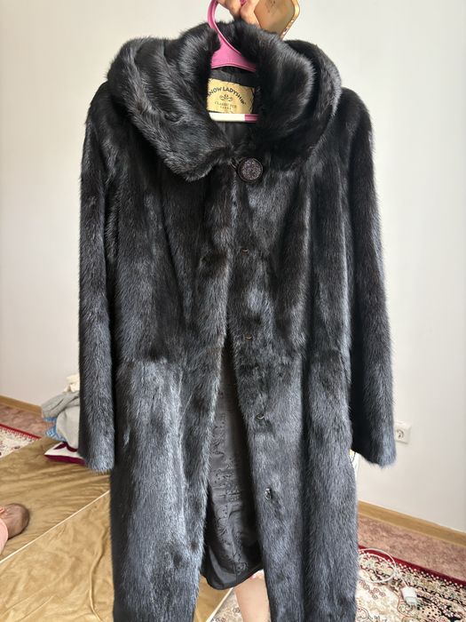 Продаю Норковую шубу