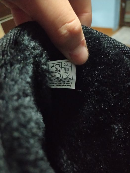 Vând UGG, ghete,sandale noi!! Mărimea 44