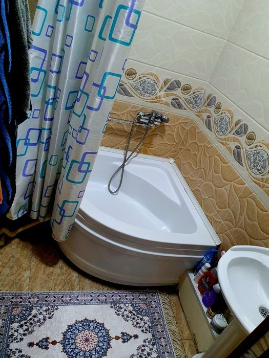 Урганч шахрида 3 хонали евро ремонт жой сотилади шовот канал бўйида