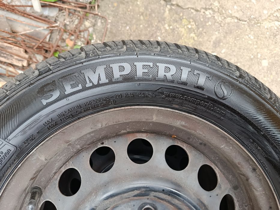 Гуми 175/65/14 SEMPERIT DOT 25