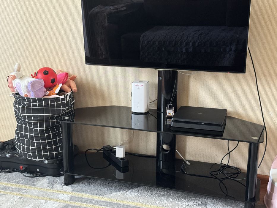 Подставка для телевизора