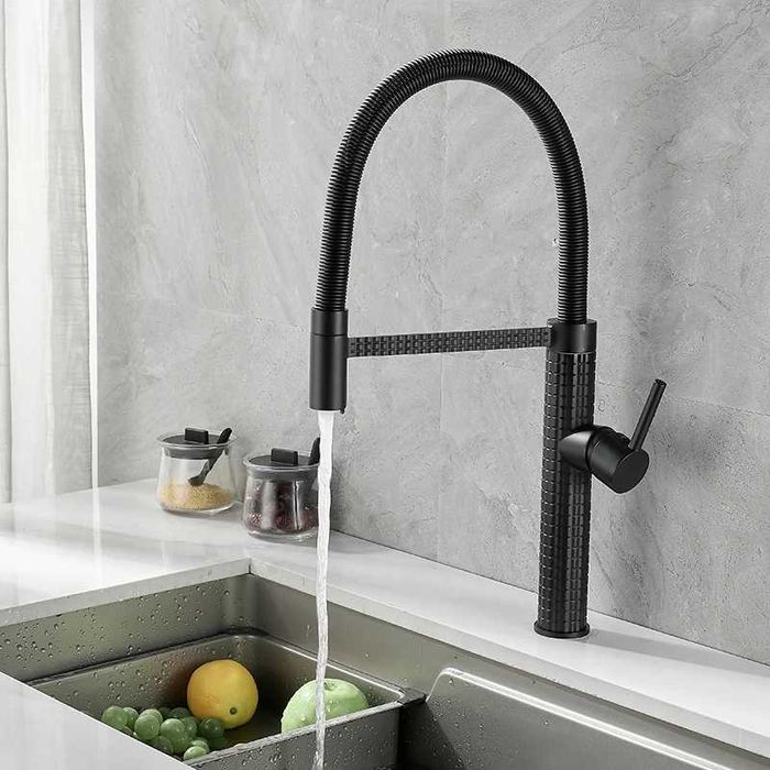 Модерен смесител за кухненска мивка W101