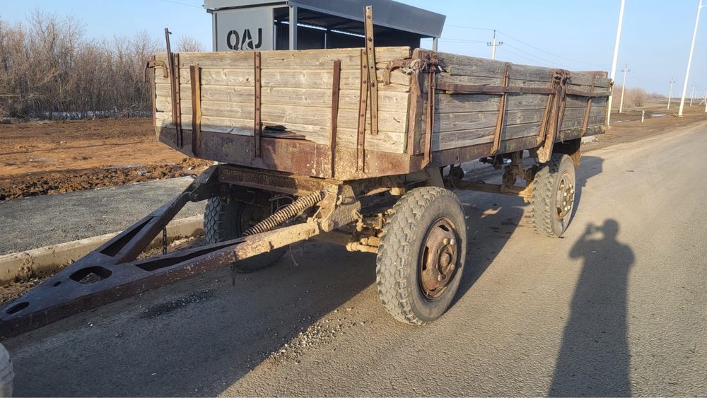 Прицеп зиловский бортовой