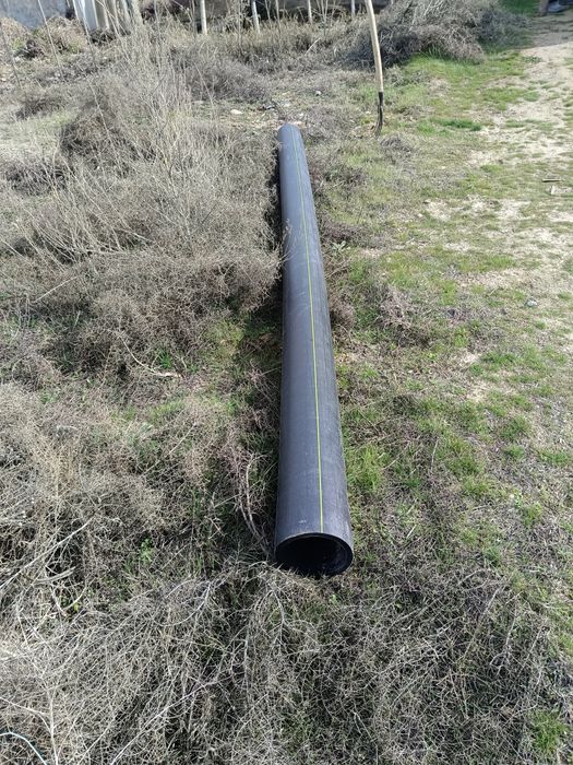 Колючки сым темір, Ағаш, пластмас труба