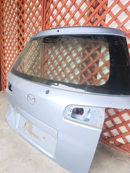 Врата багажник за мазда 2