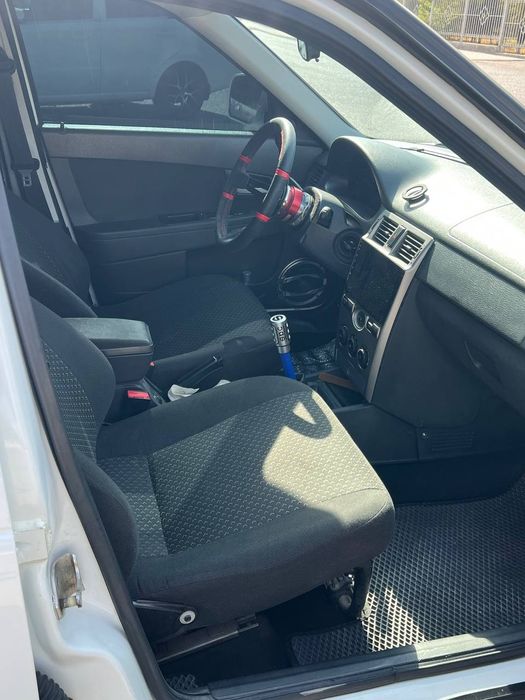 Lada priora  2012 yil prabik 81500