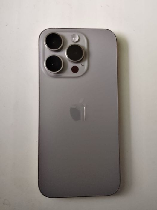 Iphone 15 pro идеал