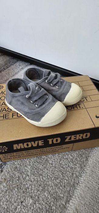 Бебешки обувчиици