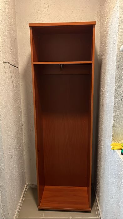 Шкаф отдам даром