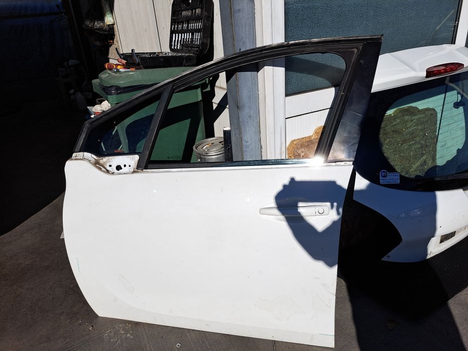 Врати за Пежо 208 от 2012г до 2020г