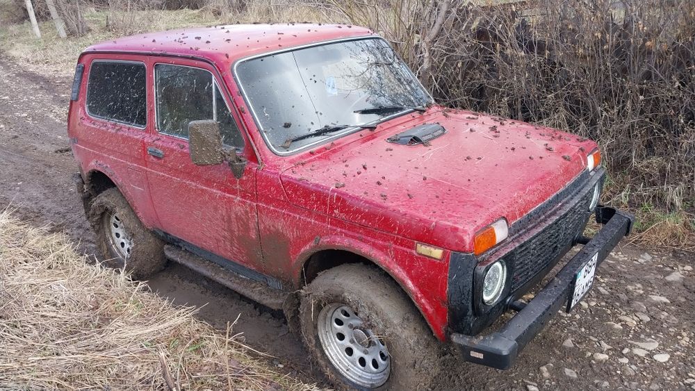 Продам        ниву