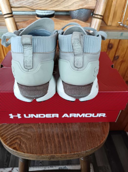 Маратонки Under Armour UA HOVR Lace Up