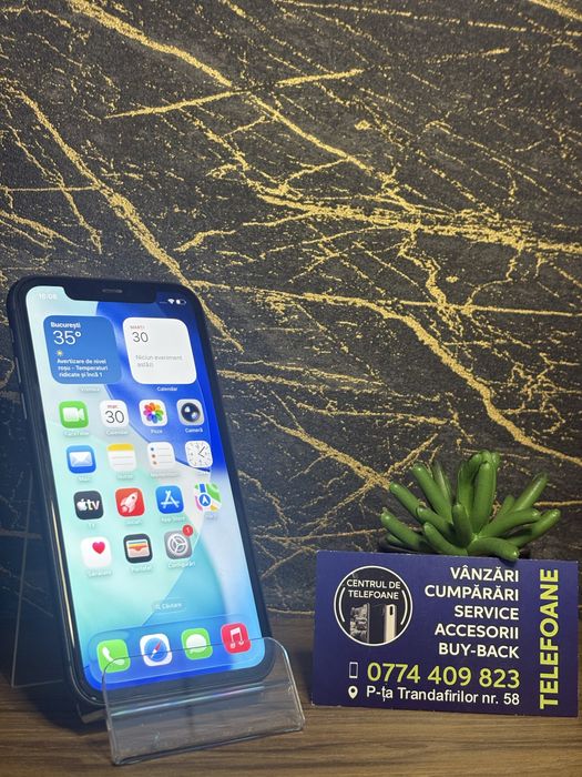 Iphone 11 /64GB/2 ani Garantie Centrul de Telefoane/rate