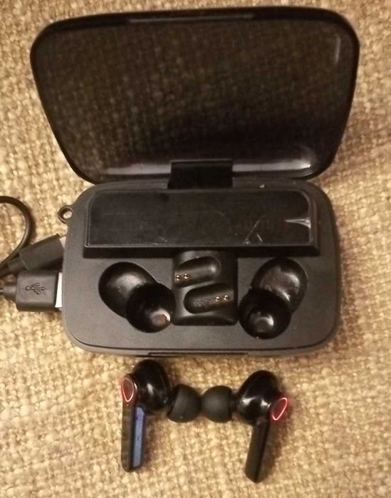 Vand Casti in-ear fara fir ,conectare bluetooth