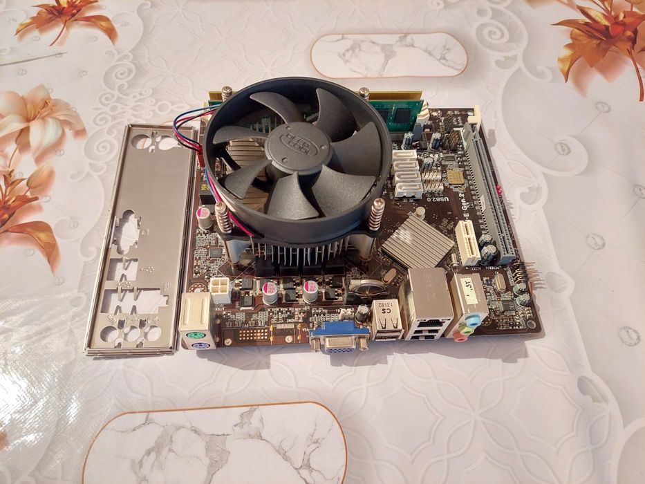 Продам комплект H61 DDR3