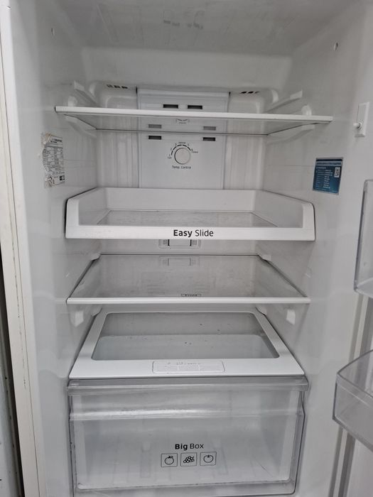 Самсунг инвектор холоделник сотилади.