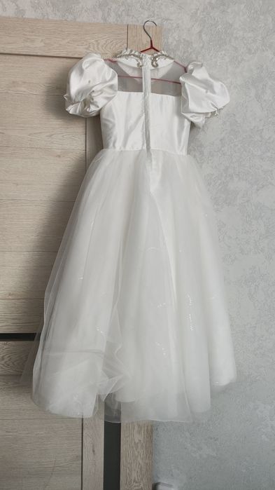 Платье девочковое.