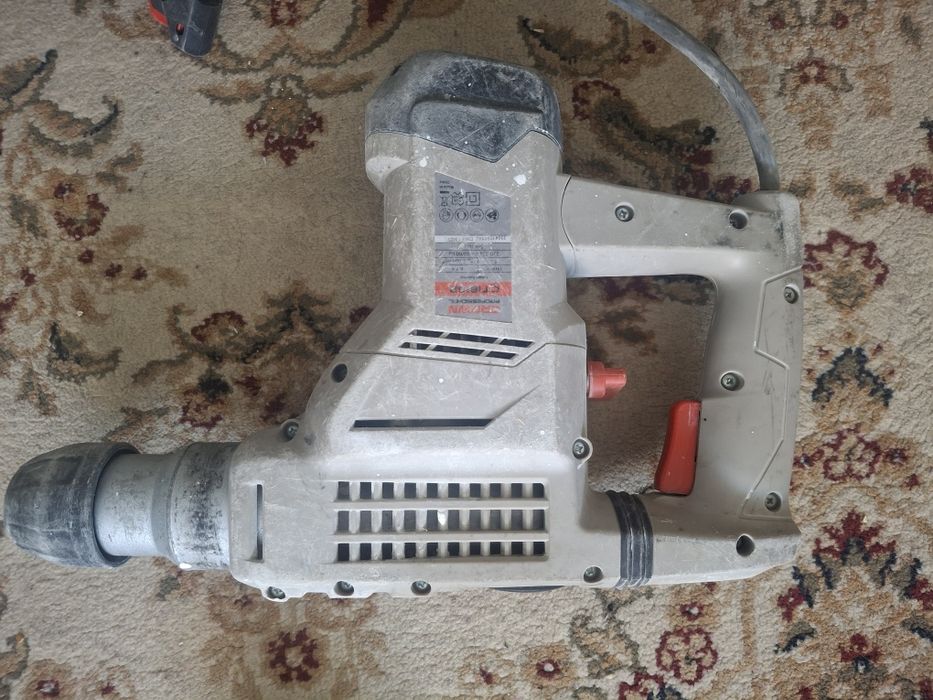 Перфоратор Crown