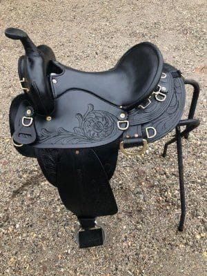 Ер тоқым сатылады, таза былғары, түрлері бар