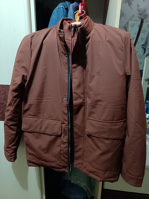 Ветровка куртка сотилади