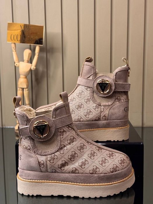 Боти Guess.