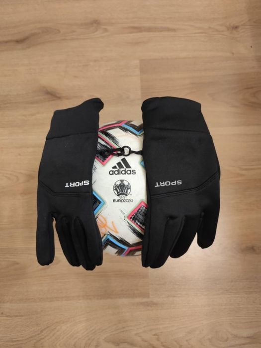 Зимни спортни ръкавици