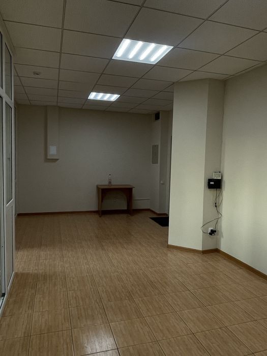 Сдам коммерческое помещение