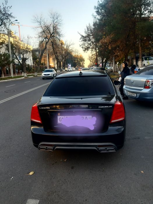 Авто Инстуктор обучает вождению