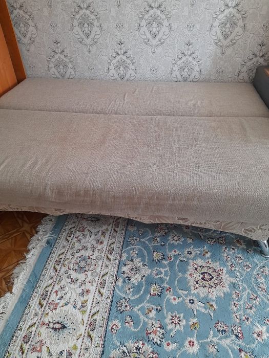 Продам диван (книжка)