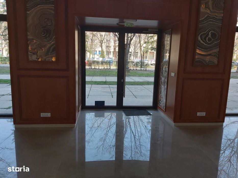 Zona Piata Unirii 95mp Vad comercial