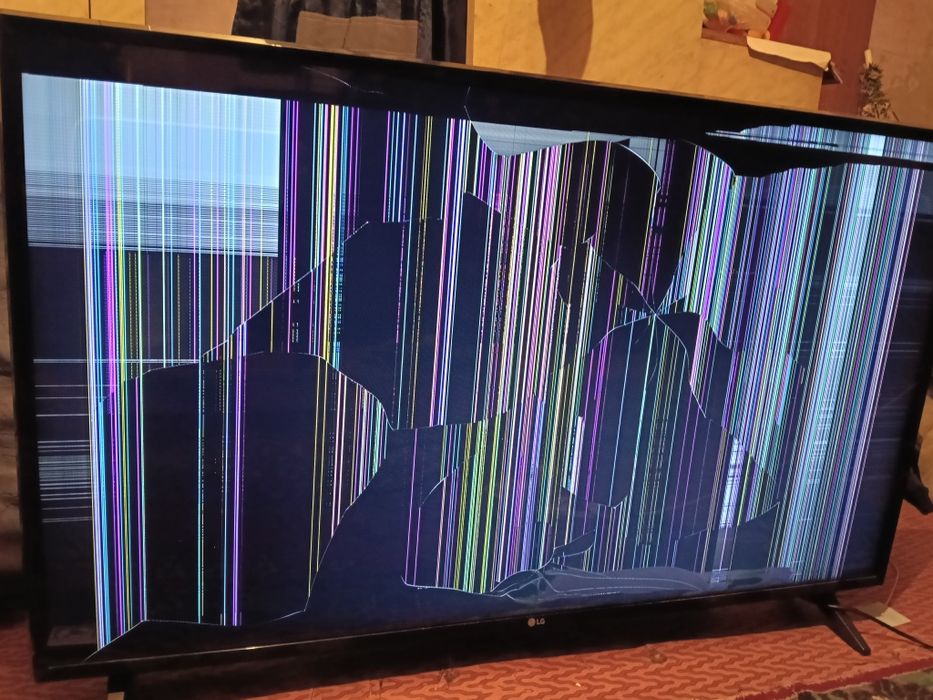 Телевизор LG LED