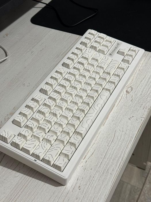 Продам клавиатура titan elite