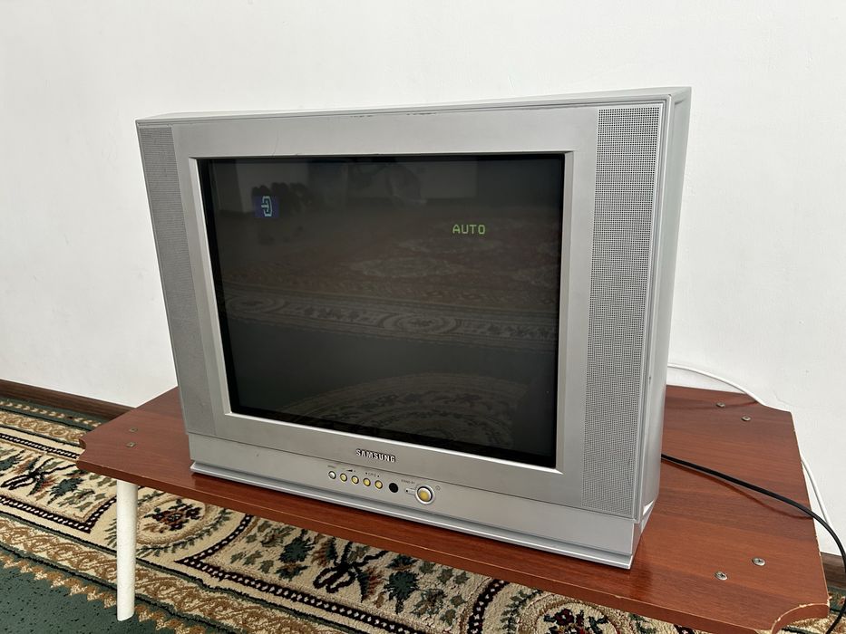 Телевизор SAMSUNG