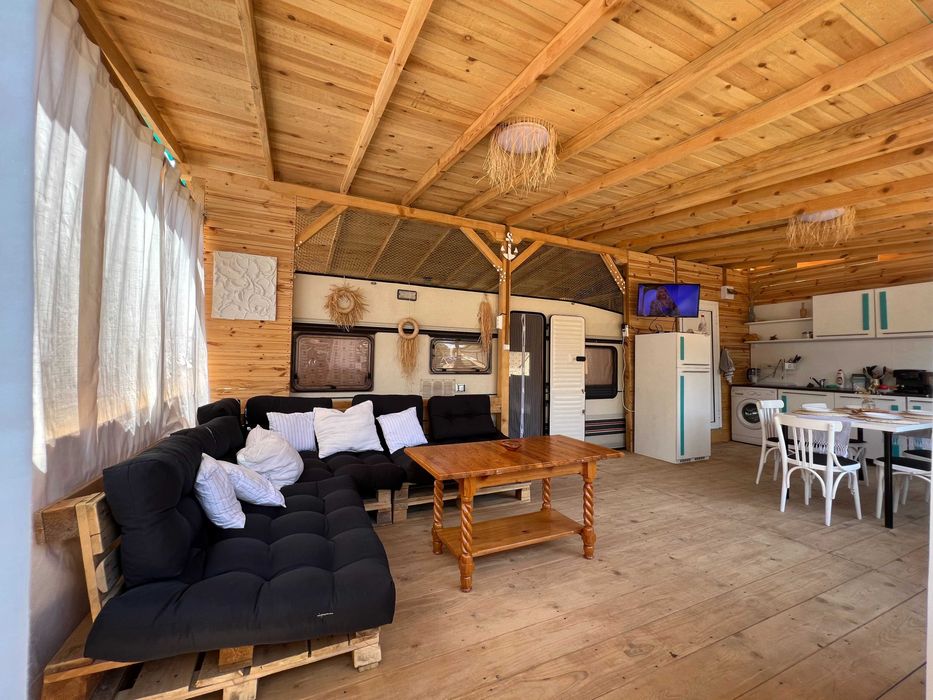 Каравана под наем “Синева”, къмпинг 4 Сезона