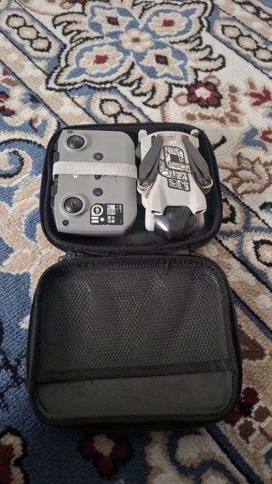 Дрон dji mini 3 .
