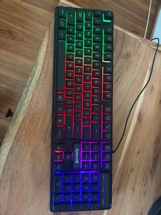 Asus HTSU4BFB Gaming + plus tastatură